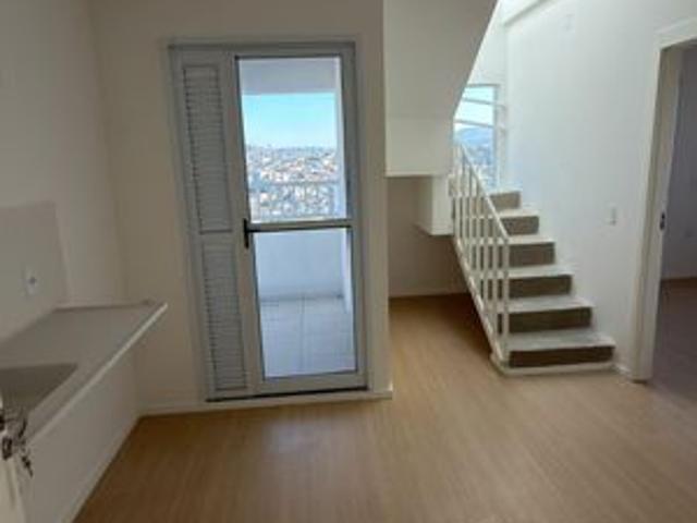 Apartamento para alugar com 104m², 1 quarto e sem vaga