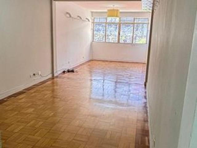 Apartamento para alugar com 101m², 3 quartos e sem vaga