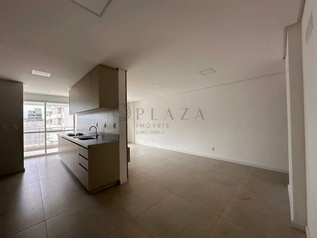 Apartamento para alugar com 115m², 3 quartos e 2 vagas