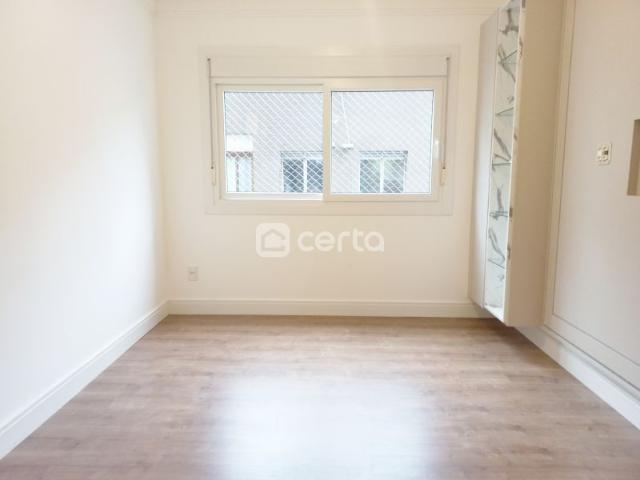 Apartamento para alugar com 117m², 3 quartos, 3 vagas, Bela Vista, Porto Alegre