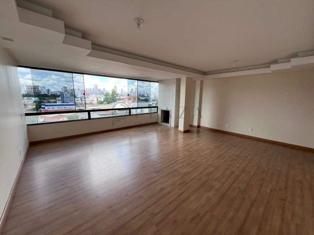 Apartamento para alugar com 113m², 3 quartos e 1 vaga
