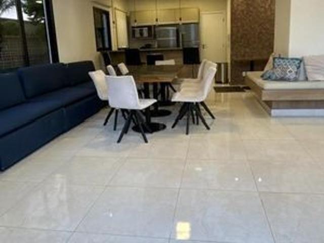 Apartamento para alugar com 128m², 4 quartos e 2 vagas