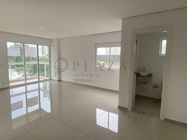 Apartamento para alugar com 120m², 3 quartos e 2 vagas