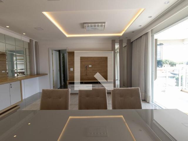 Apartamento para alugar com 121m², 2 quartos e 2 vagas