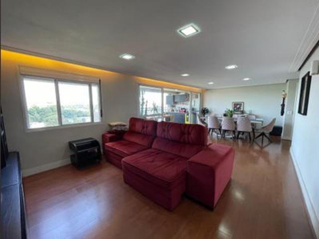 Apartamento para alugar com 134m², 4 quartos e 2 vagas