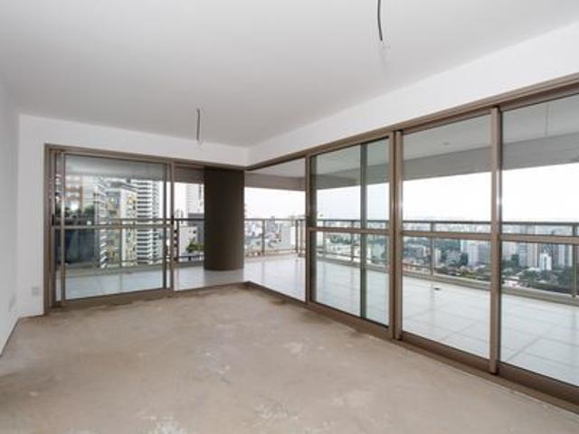 Apartamento para alugar com 144m², 3 quartos e 2 vagas