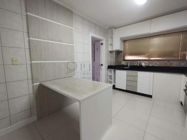 Apartamento para alugar com 145m², 3 quartos e 1 vaga