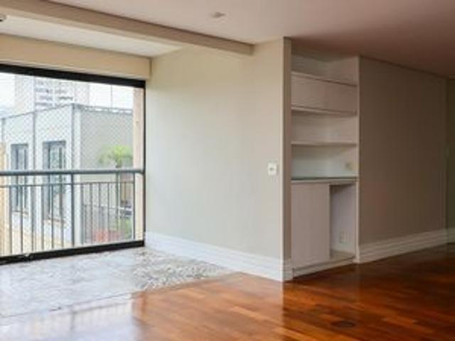 Apartamento para alugar com 146m², 2 quartos e 2 vagas