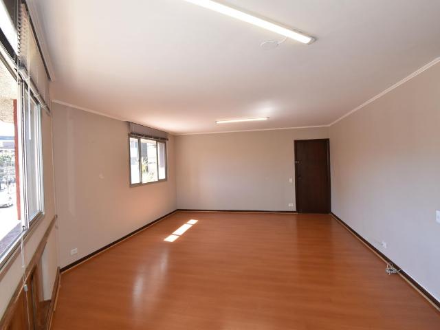 Apartamento para alugar com 147m², 3 quartos e 1 vaga