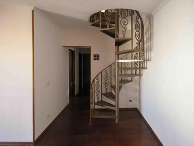 Apartamento para alugar com 147m², 3 quartos e 1 vaga