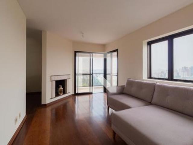 Apartamento para alugar com 148m², 4 quartos e 4 vagas