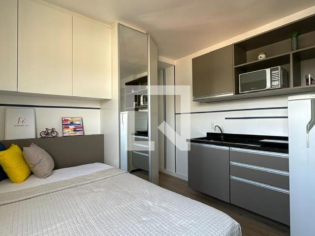 Apartamento para alugar com 17m², 1 quarto e 1 vaga