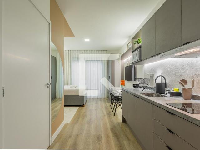 Apartamento para alugar com 17m², 1 quarto e sem vaga