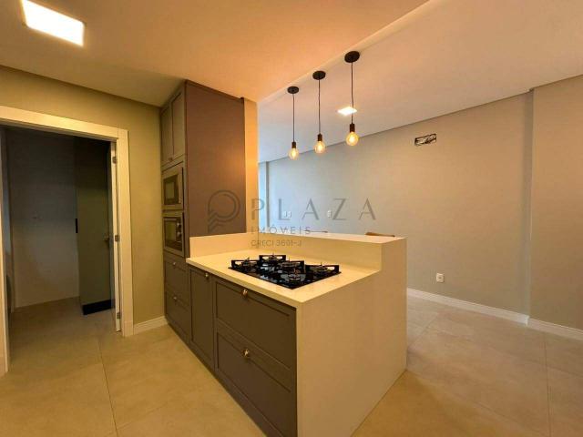 Apartamento para alugar com 183m², 3 quartos e 3 vagas
