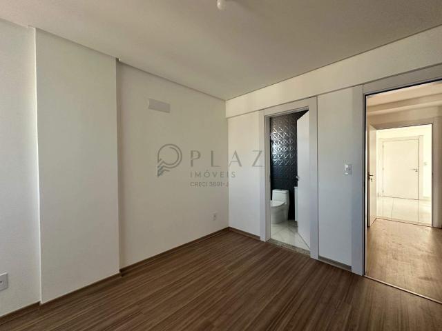 Apartamento para alugar com 190m², 3 quartos e 2 vagas