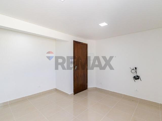 Apartamento para alugar com 1 quarto, 32 m² por R$ 1.450,00 no Novo Mundo, Curitiba/PR