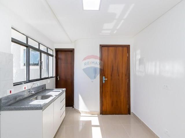 Apartamento para alugar com 1 quarto, 32 m² por R$ 1.400,00 no Novo Mundo, Curitiba/PR