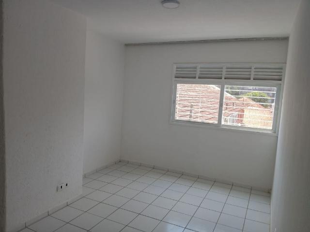 Apartamento para alugar com 1 quarto e 40 m² por R$ 1.250/mês