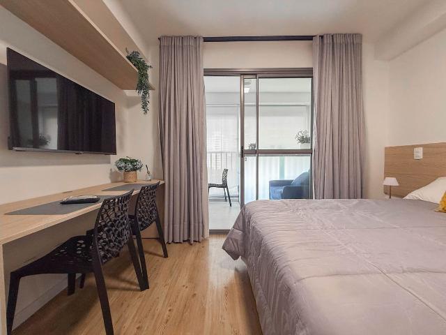 Apartamento para alugar com 1 quarto e 26 m² por R$ 3.250/mês