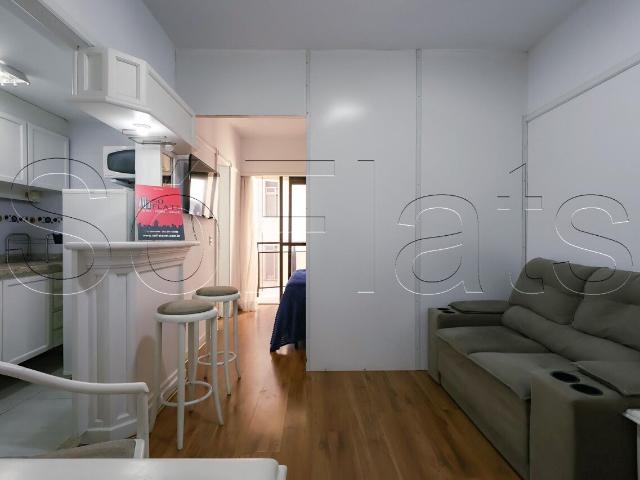 Apartamento para alugar com 1 quarto e 30 m² por R$ 1.600/mês