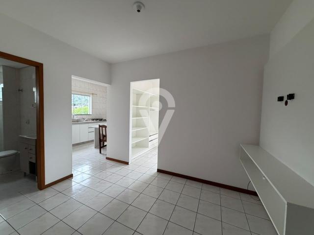 Apartamento para alugar com 1 quarto no bairro Centro em Jaraguá do Sul