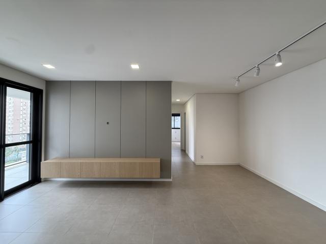 Apartamento para alugar com 1 Suíte + 2 Quartos em Santa Rosa, Londrina PR