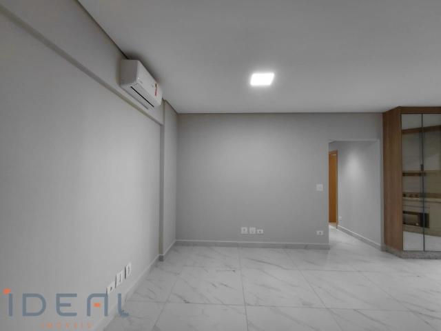 Apartamento para alugar com 1 Suíte + 2 Quartos em Zona 03, Maringá PR