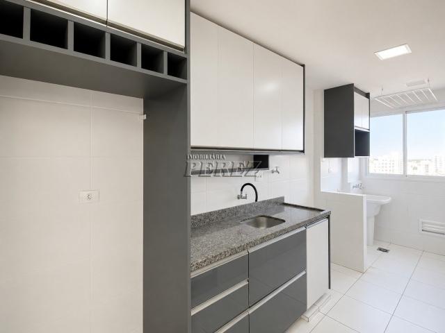 Apartamento para alugar com 1 Suíte + 3 Quartos em Centro, Londrina PR