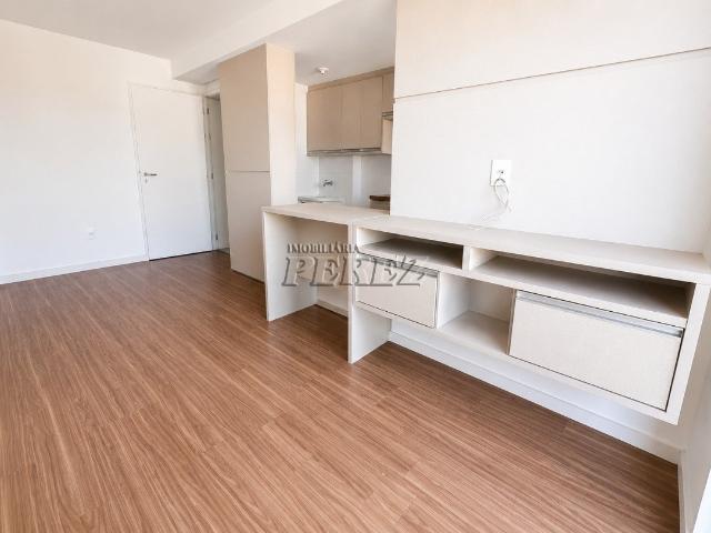 Apartamento para alugar com 1 Suíte + 3 Quartos em Jardim Shangri La A, Londrina PR