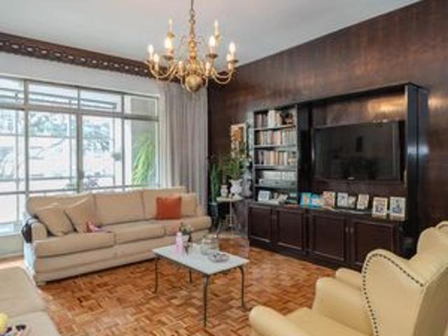 Apartamento para alugar com 200m², 4 quartos e 1 vaga
