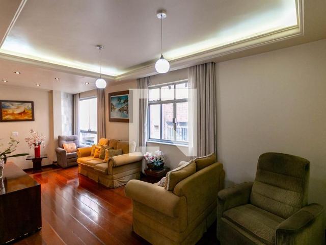 Apartamento para alugar com 200m², 4 quartos e 2 vagas