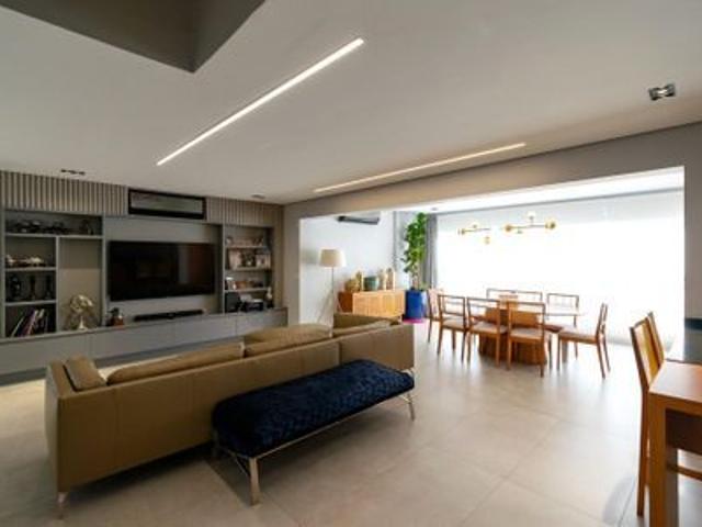 Apartamento para alugar com 240m², 3 quartos e 3 vagas