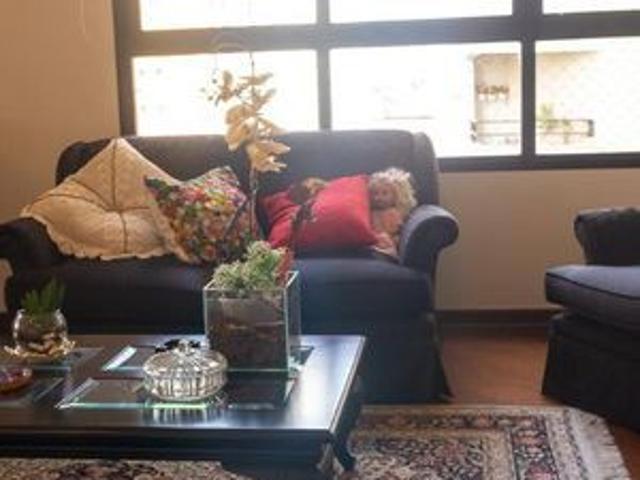 Apartamento para alugar com 253m², 4 quartos e 4 vagas