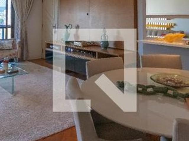 Apartamento para alugar com 270m², 4 quartos e 3 vagas