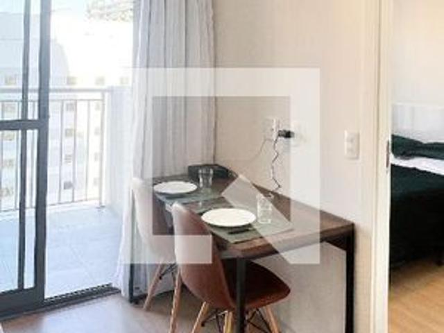 Apartamento para alugar com 27m², 1 quarto e sem vaga