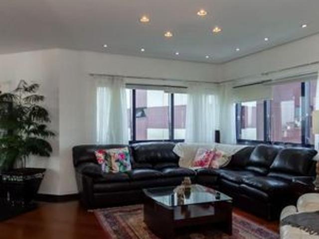 Apartamento para alugar com 289m², 4 quartos e 4 vagas