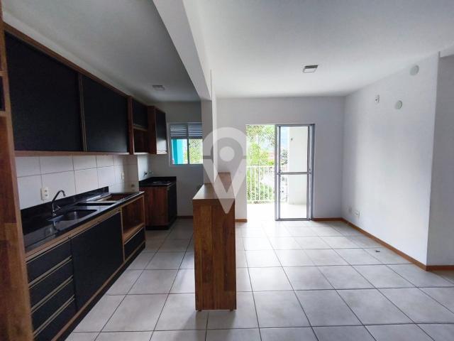 Apartamento para alugar com 2 quartos no bairro Vieira em Jaraguá do Sul