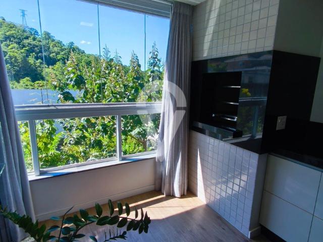 Apartamento para alugar com 2 quartos no bairro Vila Baependi em Jaraguá do Sul