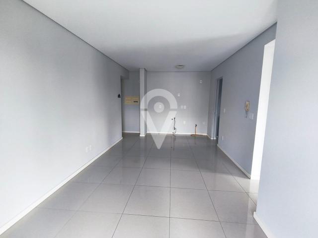Apartamento para alugar com 2 quartos no bairro Centro em Jaraguá do Sul