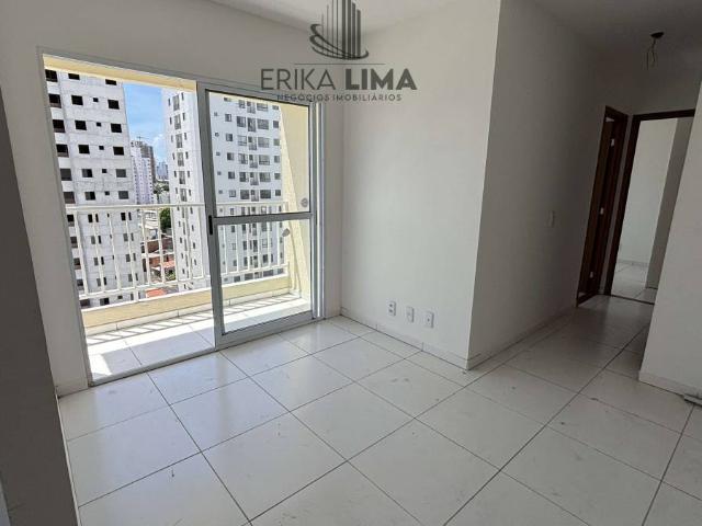 Apartamento para alugar com 2 quartos e 45 m² por R$ 3.000/mês