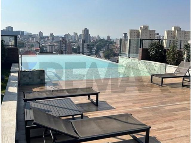 Apartamento para alugar com 2 quartos e 49 m² por R$ 3.600/mês