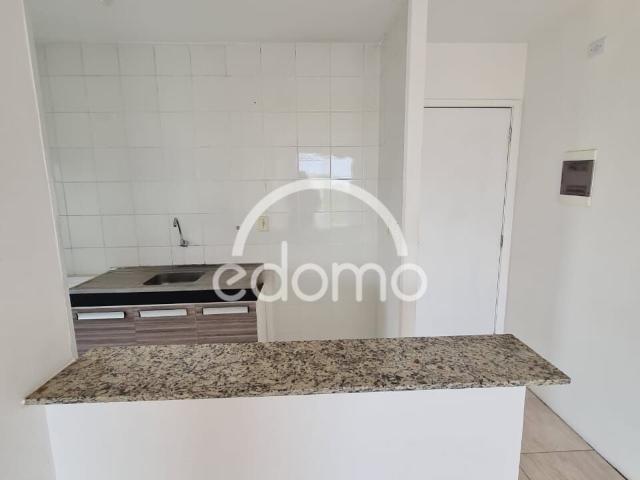 Apartamento para alugar com 2 quartos e 50 m² por R$ 1.440/mês