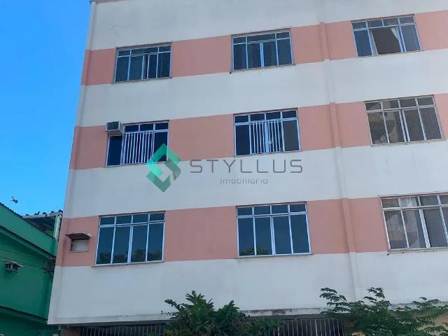Apartamento para alugar com 2 quartos e 57 m² por R$ 1.300/mês