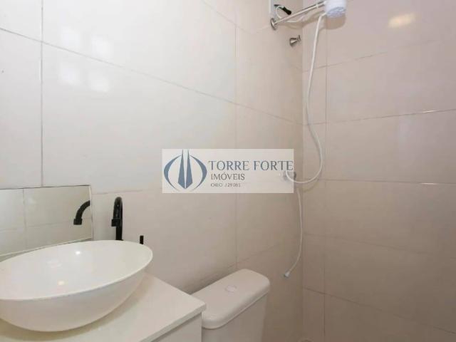 Apartamento para alugar com 2 quartos e 60 m² por R$ 3.025/mês