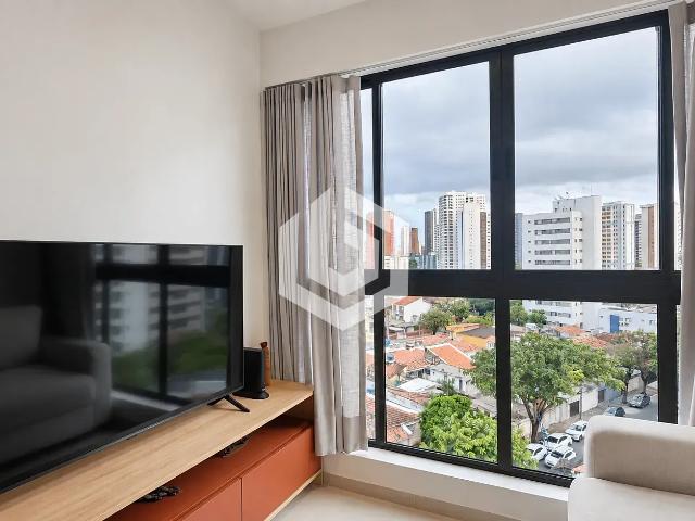 Apartamento para alugar com 2 quartos e 65 m² por R$ 4.350/mês