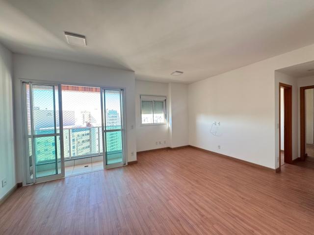 Apartamento para alugar com 2 quartos e 69 m² por R$ 3.100/mês