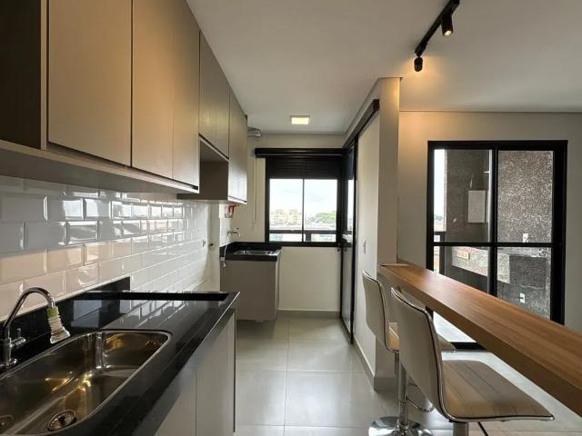 Apartamento para alugar com 2 quartos e 70 m² por R$ 3.200/mês