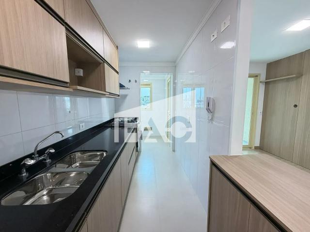 Apartamento para alugar com 2 quartos e 74 m² por R$ 5.800/mês