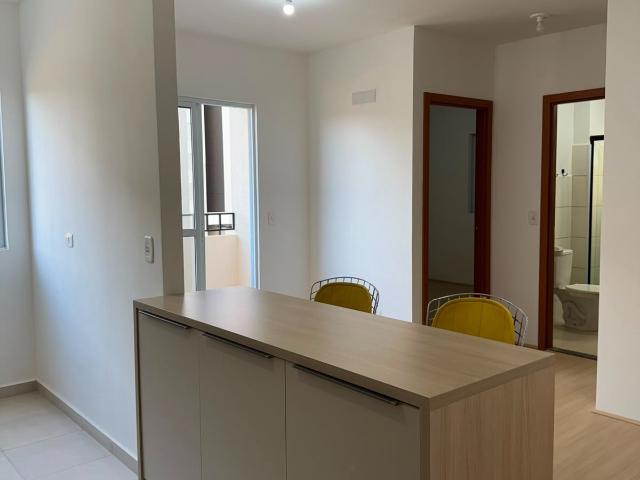 Apartamento para alugar com 2 Quartos em Recanto dos Magnatas, Maringá PR