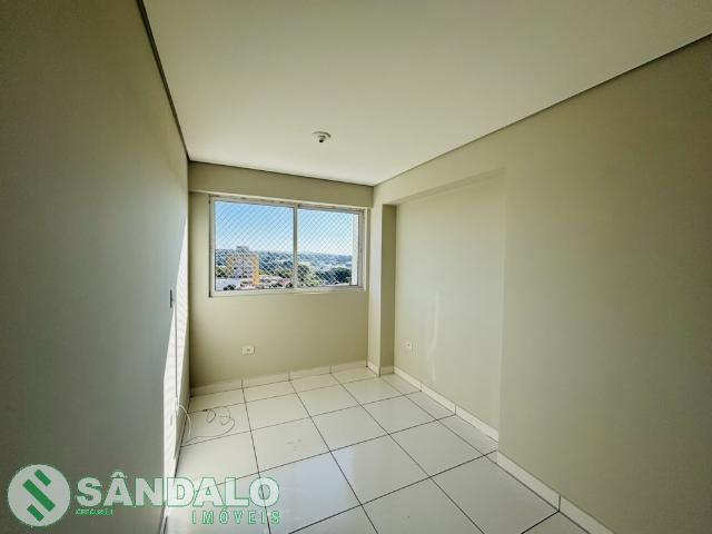 Apartamento para alugar com 2 Quartos em Vila Vardelina, Maringá PR